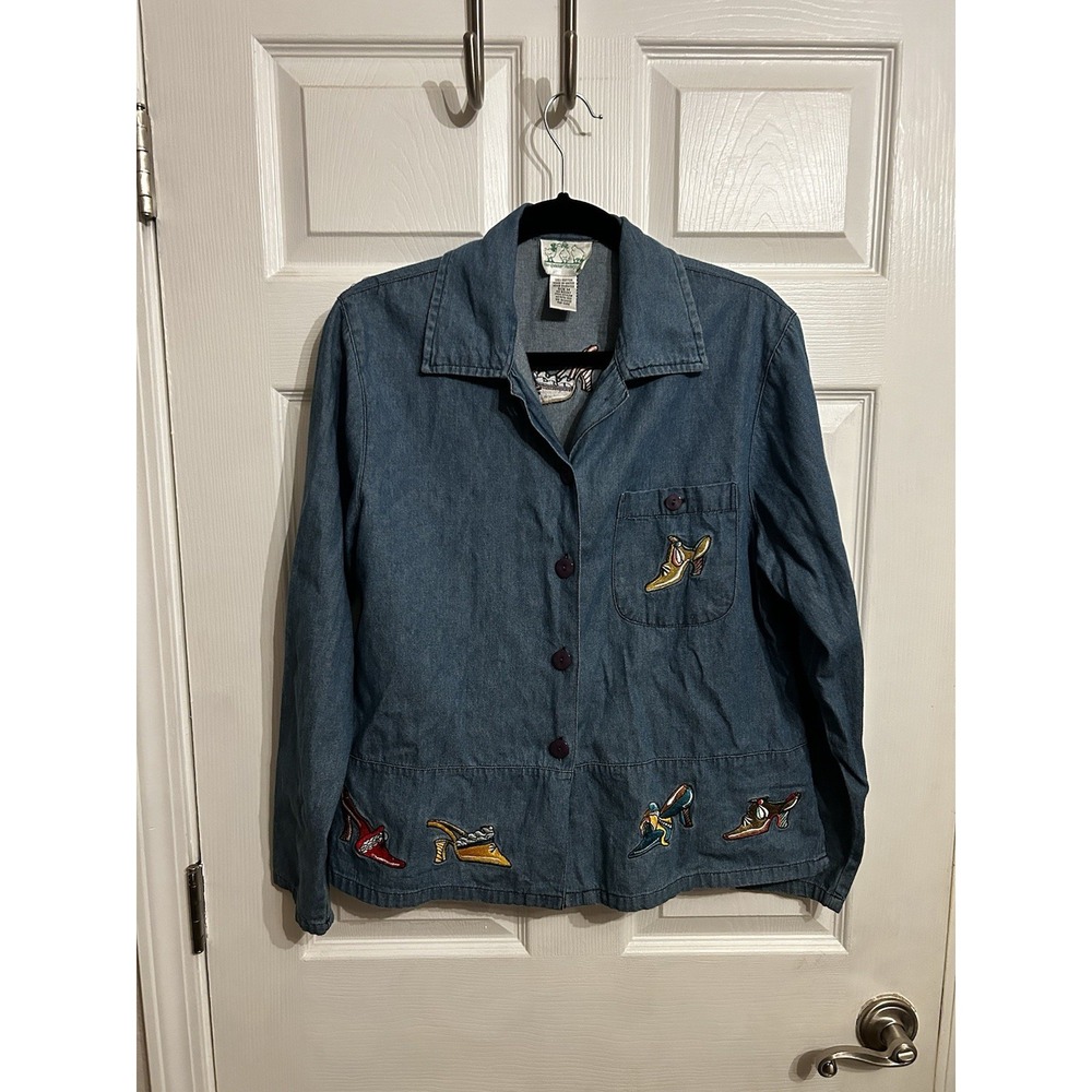 The Quacker Factory M Denim Jeans Jacket Embroidered Shoe Design Button Collar